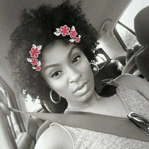 Meet your Posher, Anissa